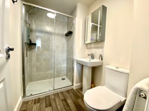 En-Suite- click for photo gallery